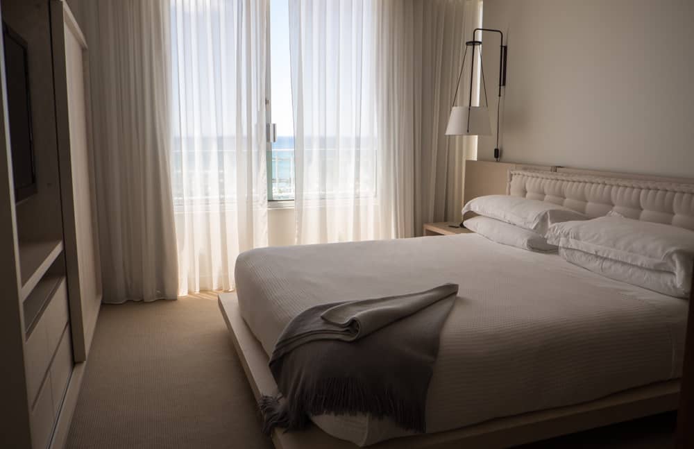 The Modern Honolulu Bed