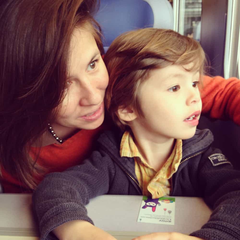 Daisy profile shot with storsh