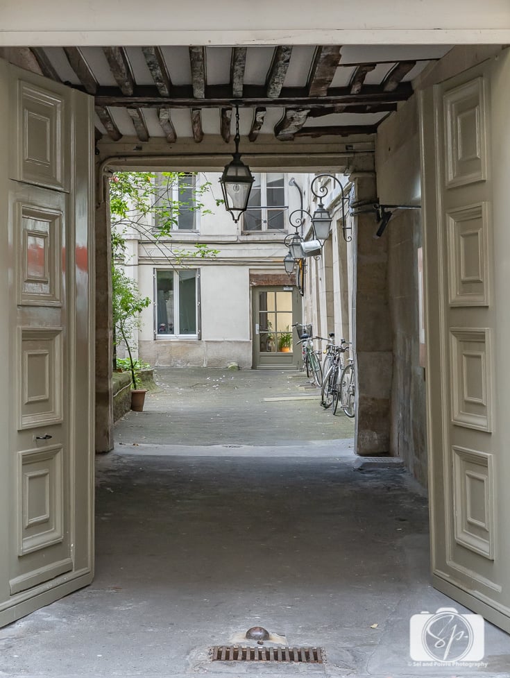 Entrance to Apartment Courtyard