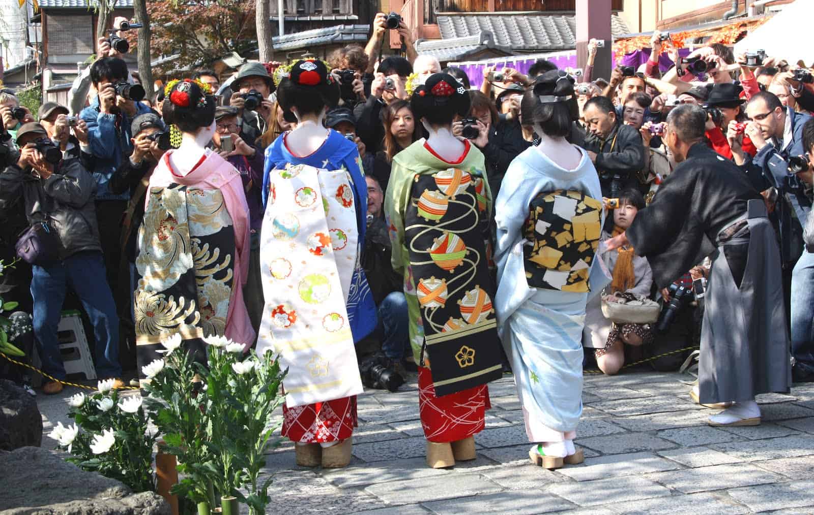 Geisha Paparazzi