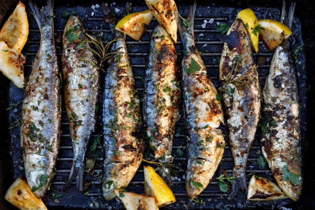 Grilled sardines in a herbal lemon marinade
