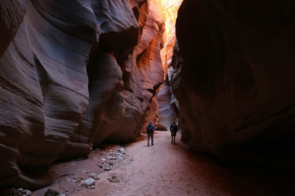 Hikers in Buckskin Gulch