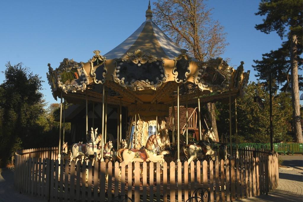 Le Petit Carrousel at the Jardin d’Acclimatation