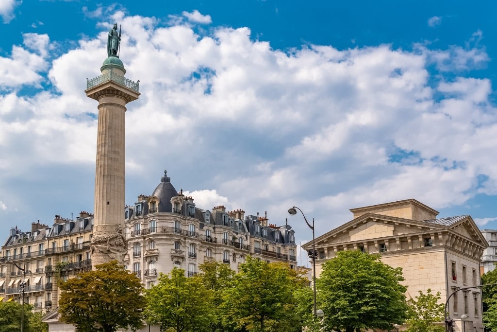 Les Colonnes de la Barriere du Trone Paris