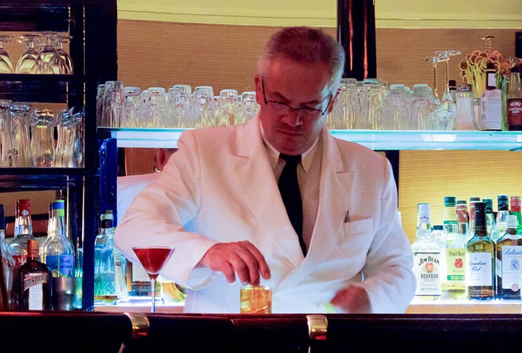 Paris 15th arrondissement Rosebud Bar