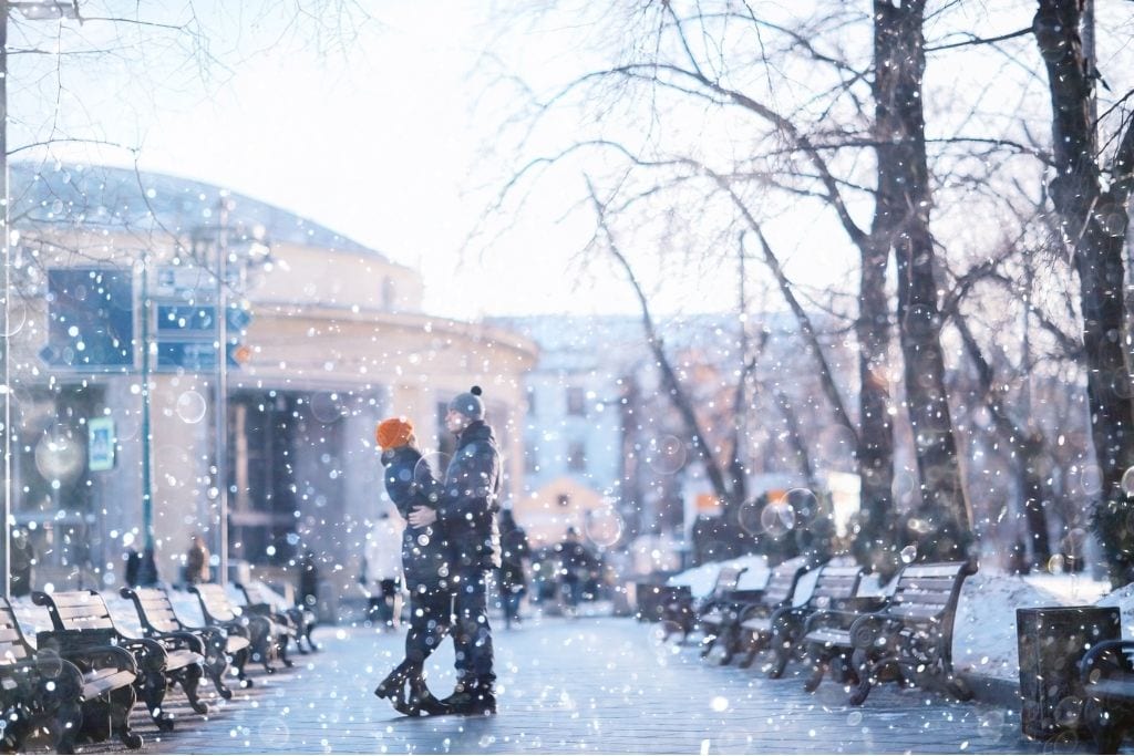 romantic couple in Paris