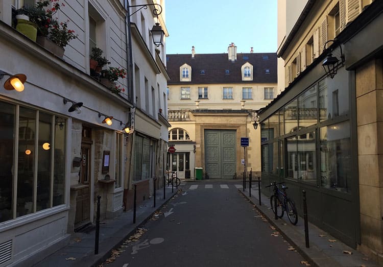 Paris Profiles - 3rd Arrondissement with Kasia-North Marais 2
