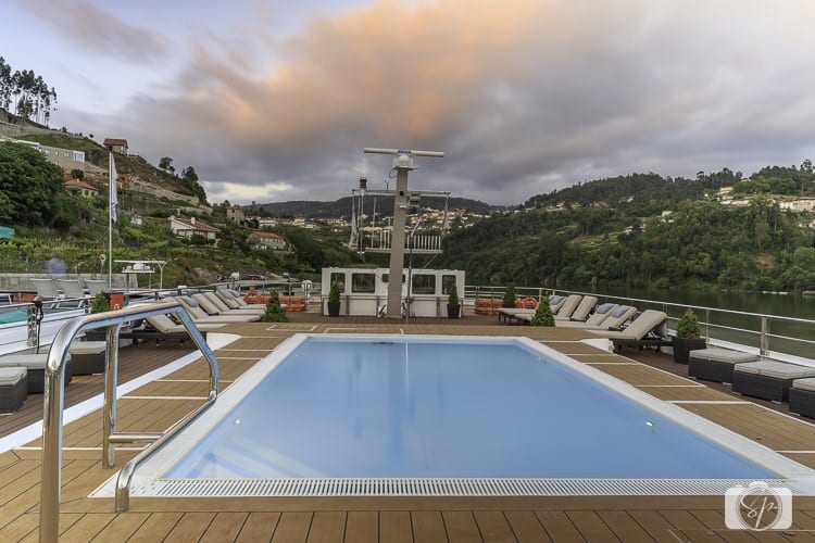 Viking River Cruises Portugal - Hemming Top Deck Pool